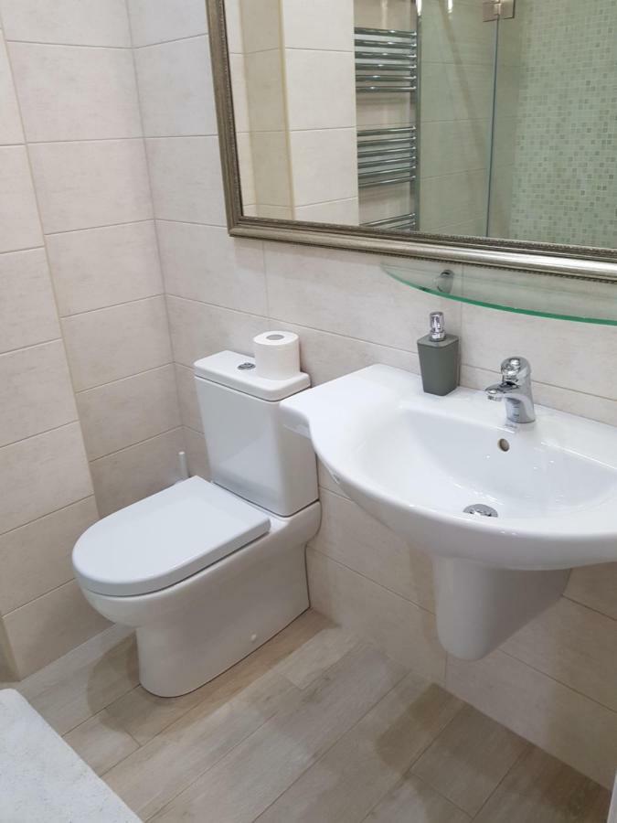 Central Comfortable One-Bedroom Apartment Kišiněv Exteriér fotografie